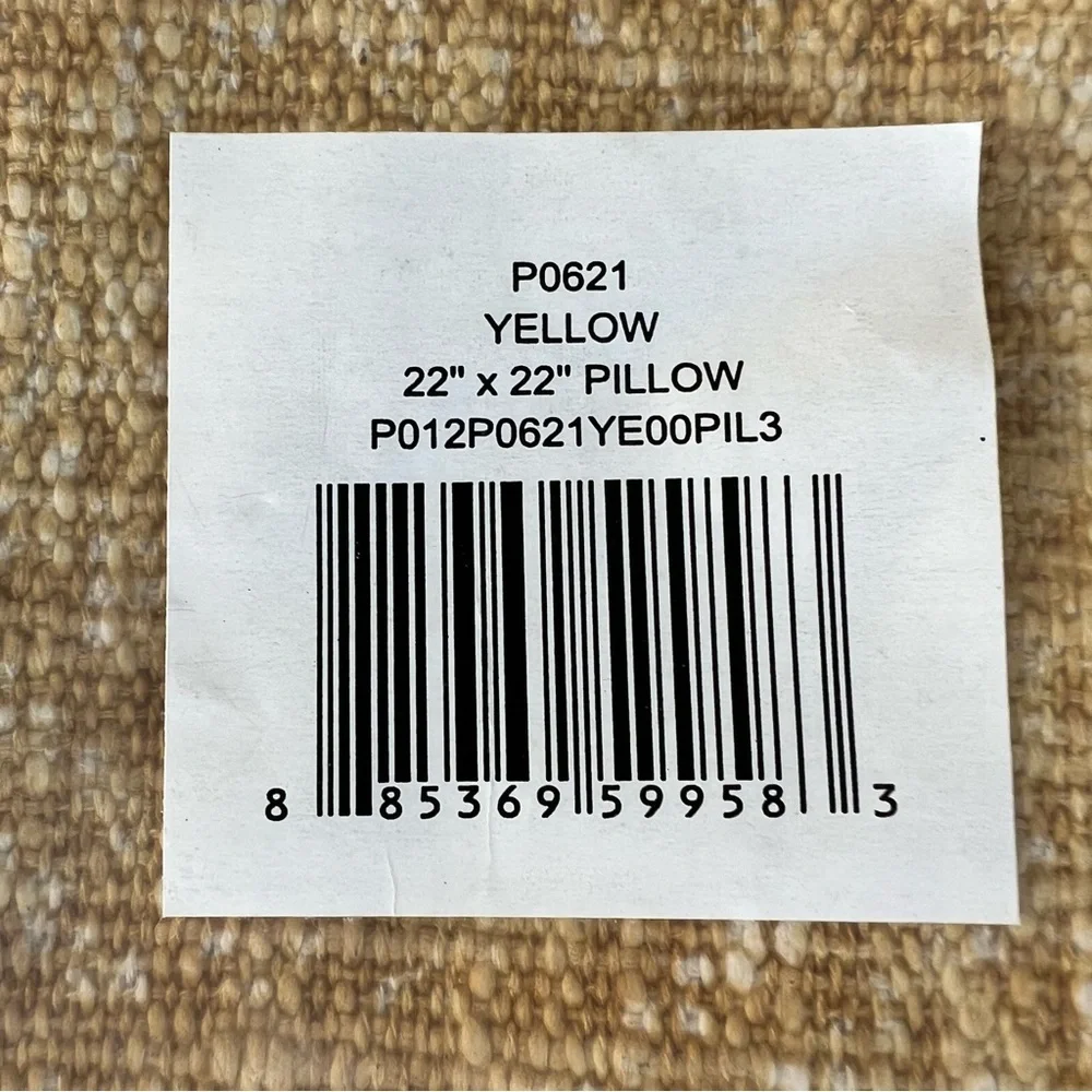Loloi P0621 Yellow Diamond Pattern Handwoven Accent Pillow Set Tassels 22x22 NWT
